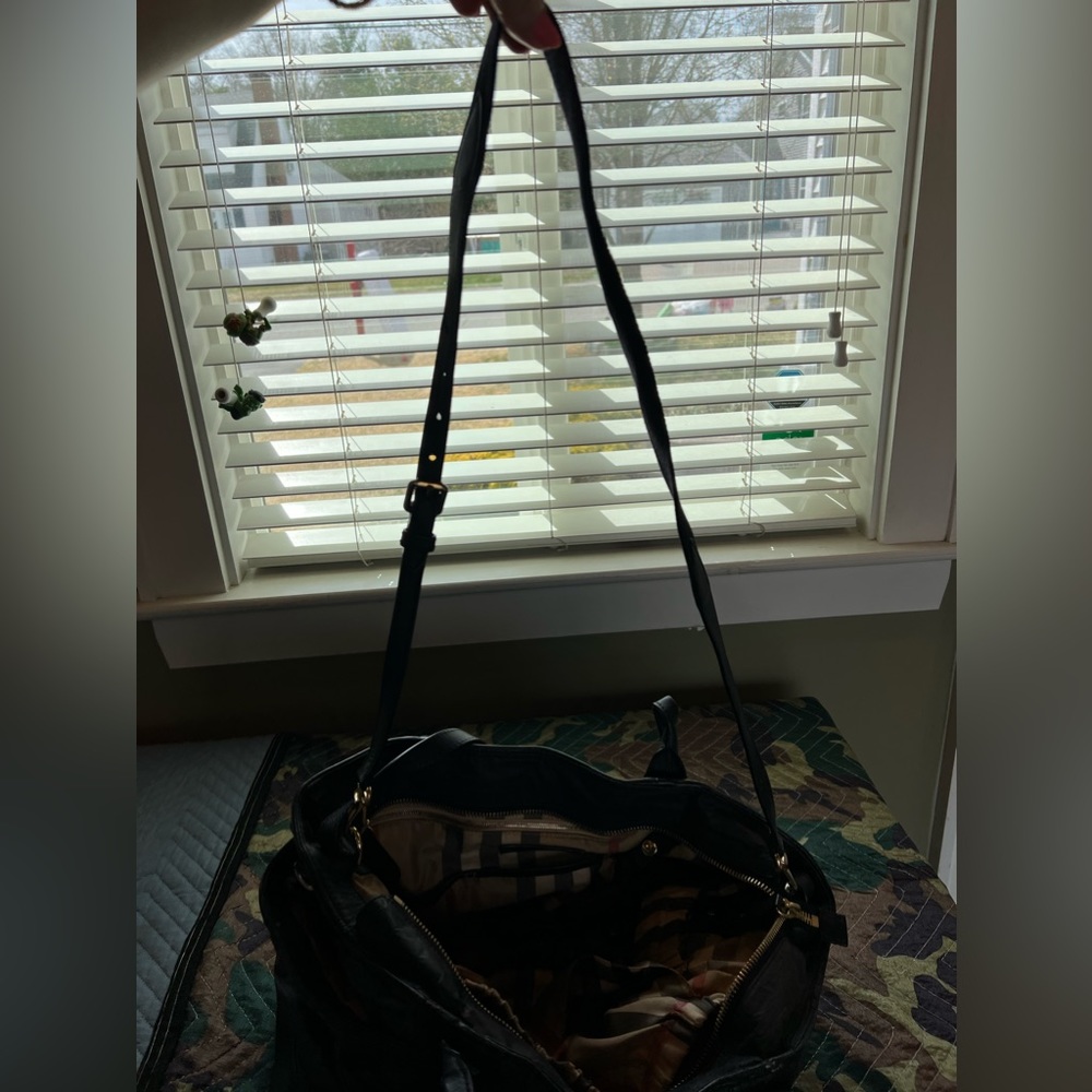 100% Authentic Burberry diaper bag - Picture 3 of 6